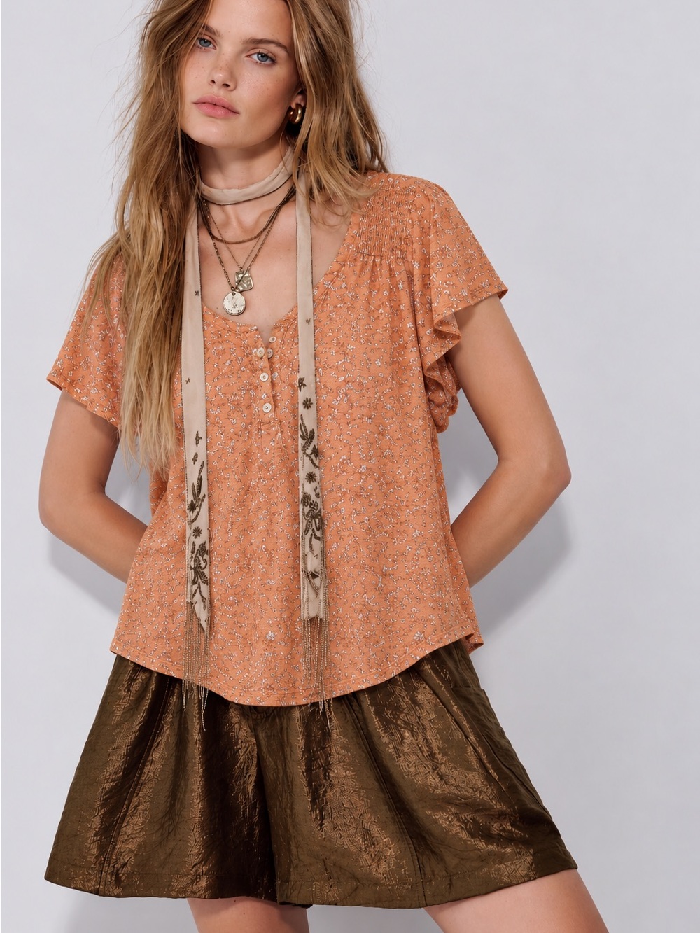 413. French Twist Floral Short Sleeve Blouse in Orange & Pink